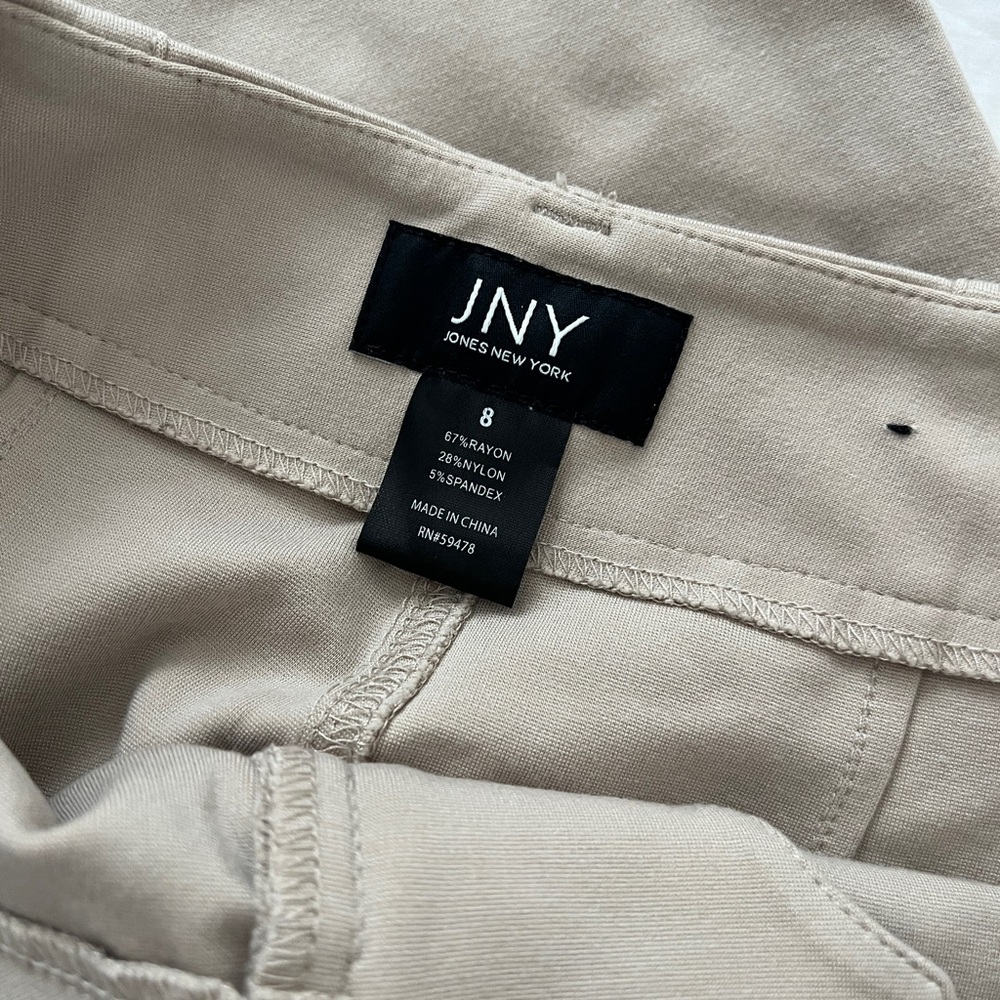Jones New York cream wideโ leg pants in size 8 - Picture 5 of 9
